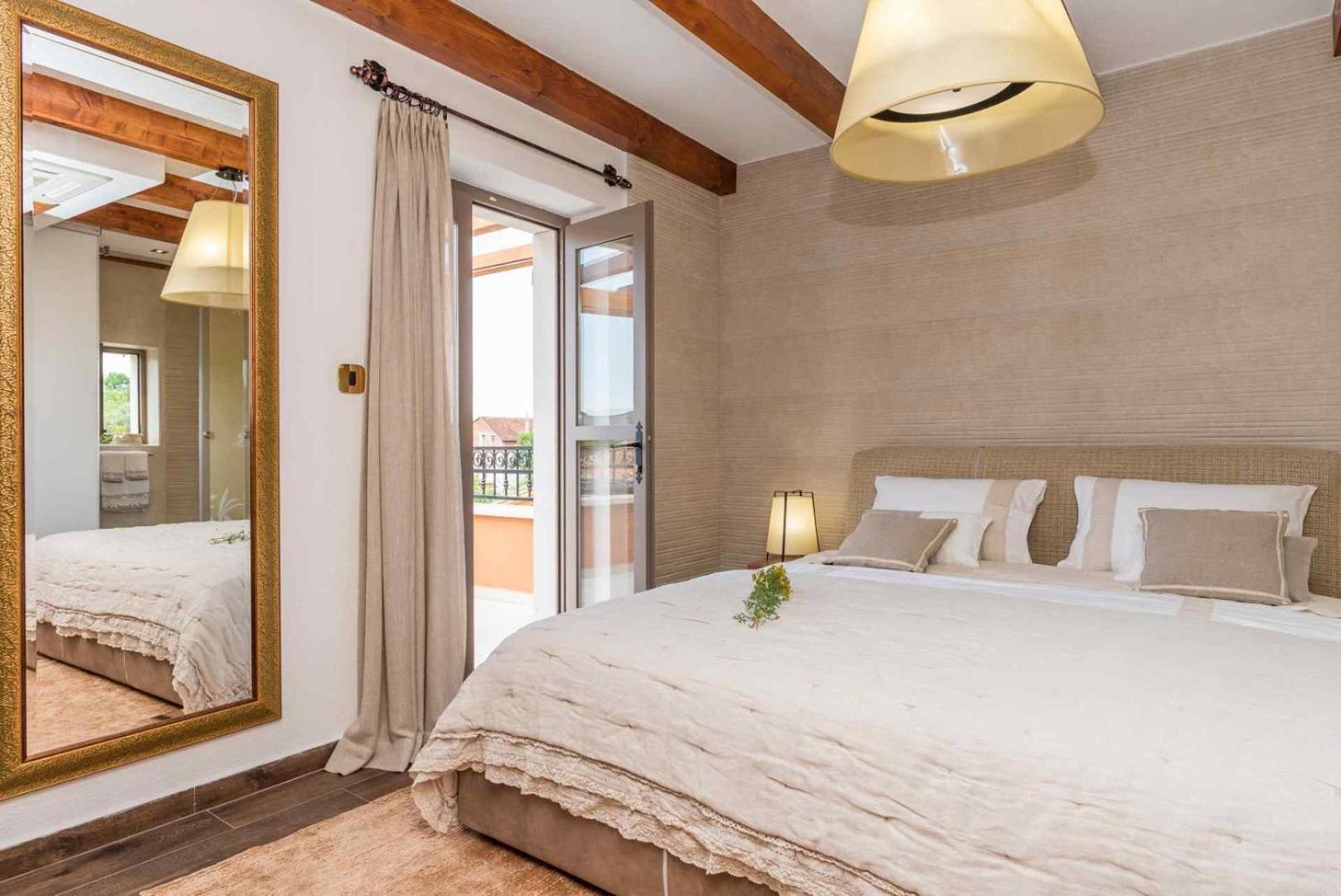 Luxury Villa Finessa Skradin 1 With Heated Pool, Jacuzzi And Sauna Exterior photo